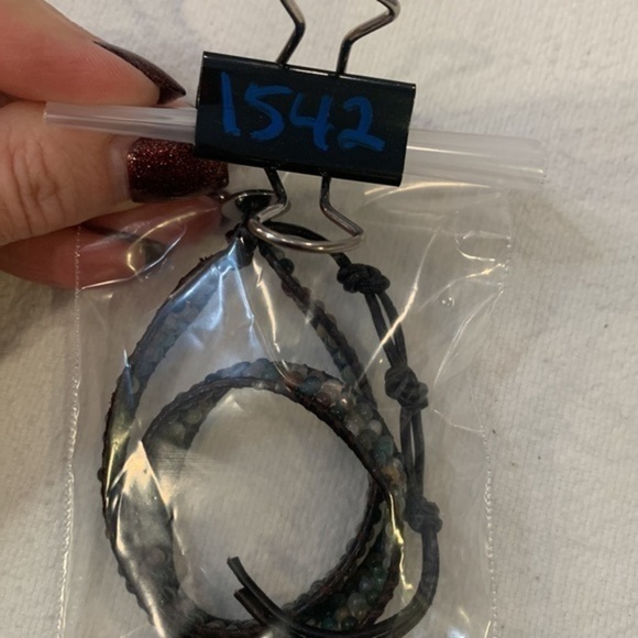 Lulu Darma triple row natural colors brown leather wrap bracelet - Picture 7 of 7